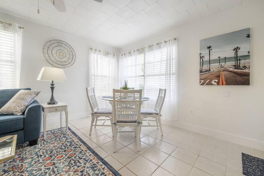 Santa Barbara On The Bay Waterfront Apartment Tampa Exterior photo