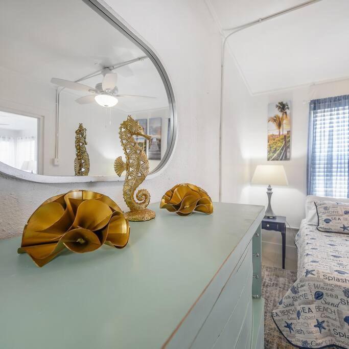 Santa Barbara On The Bay Waterfront Apartment Tampa Exterior photo